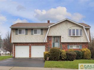 6 Prospect St, Jamesburg, NJ 08831