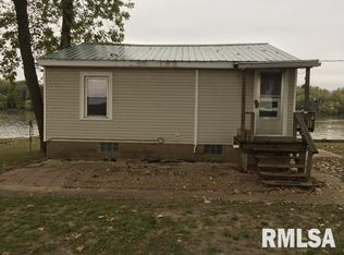 1242 Copper Creek Rd, Manito, IL 61546