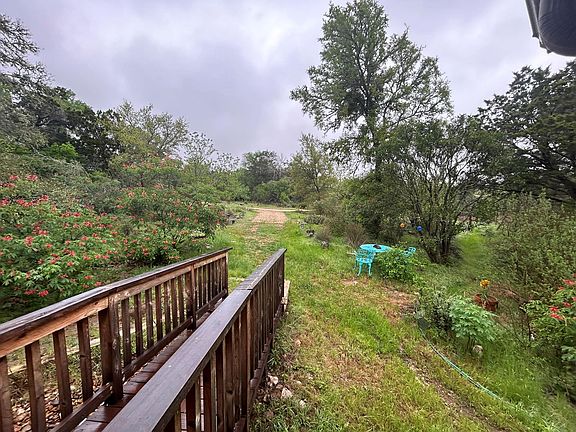 3rd image of 500 Owl Hollow Rd
