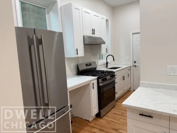 1824 S Canalport Ave #1, Chicago, IL 60616
