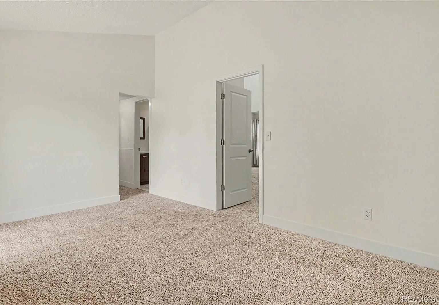 3 bed, 1.5 bath, 1698 sqft, $2,800 — Photo 4