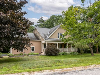 2 Knight Hill Road, Falmouth, ME, 04105