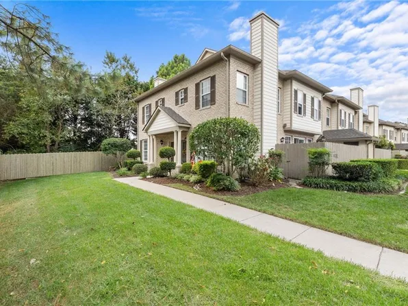 2425 Wessington Dr, Virginia Beach, VA 23454