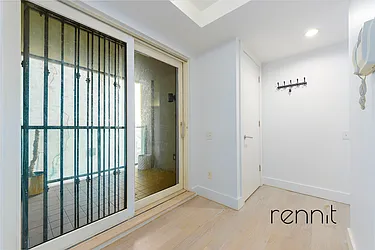 Rented by Rennit Inc.