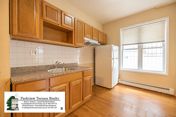 Rented by Sorensens Parkview Terrace Real Estate Inc | media 12