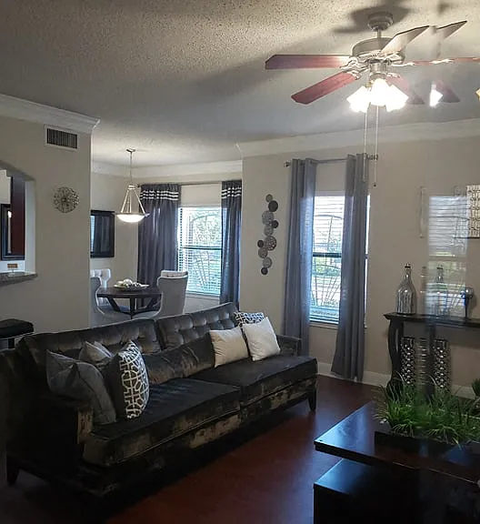 San Brisas Apartments