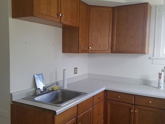 3rd image of 818 3rd Ave #1