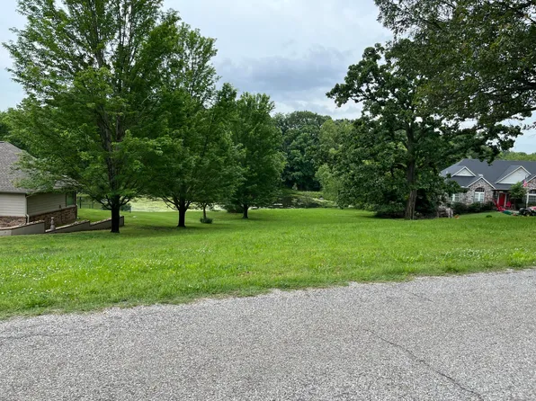 1618 Dilar Dr, Grove, OK 74344