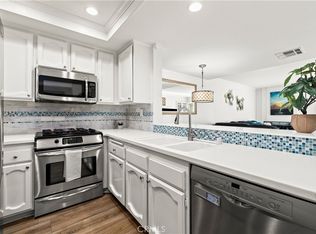 5151 Walnut Ave APT 27, Irvine, CA 92604