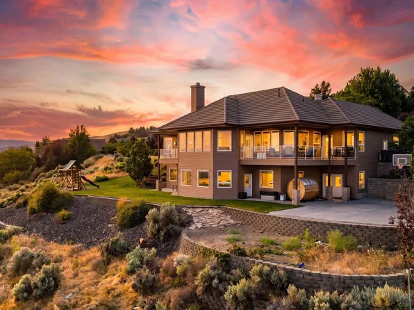 4004 W 42nd Ave, Kennewick, WA 99337