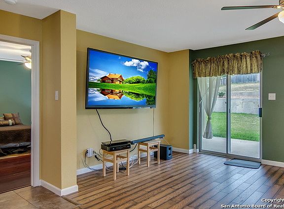 4th image of 5838 Bronco Way