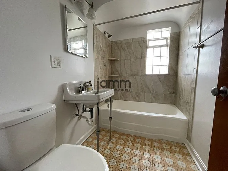 2372 Wooster Rd #4 — Photo 7