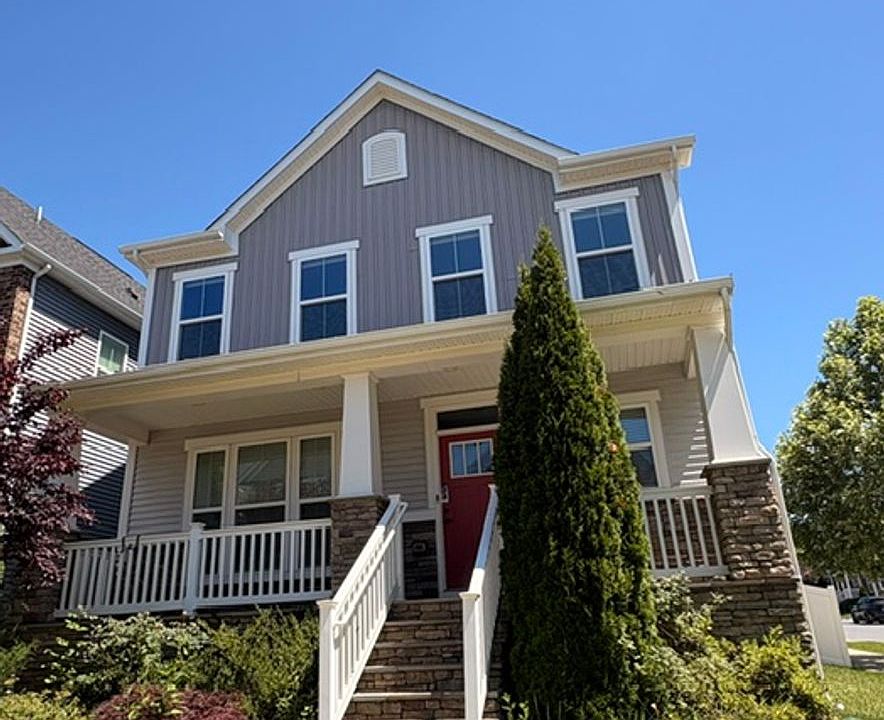 1st image of 22110 Fulmer Ave