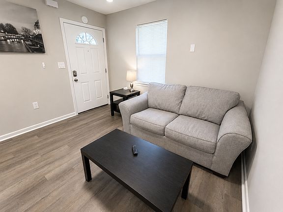 5th image of 213 N Ann St #5