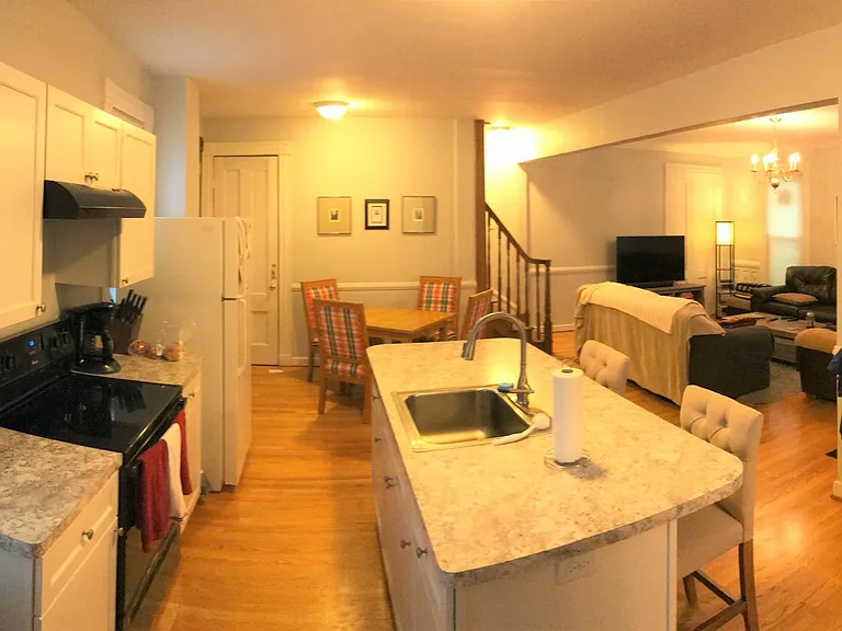 457 Park Ave #2 — Photo 6