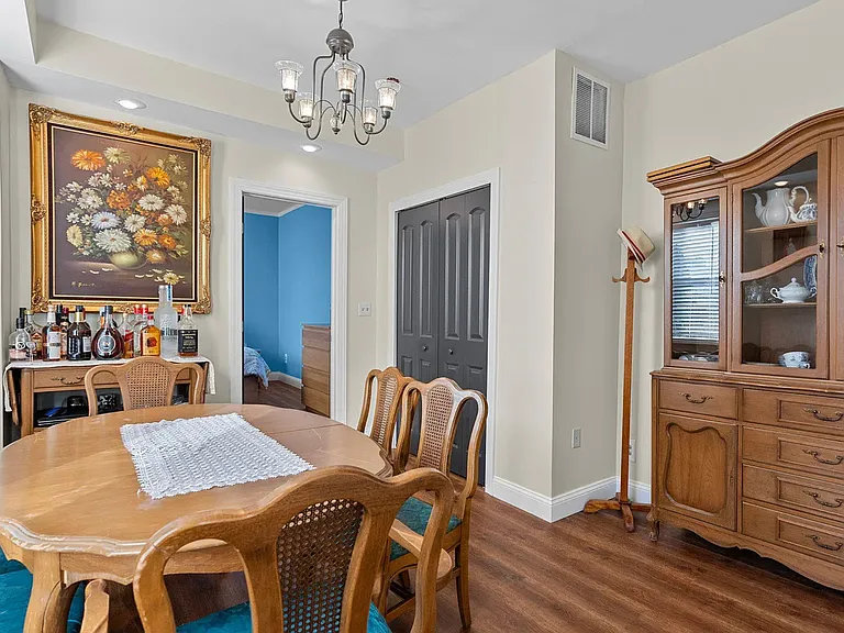 2153 Haworth St #2A — Photo 5