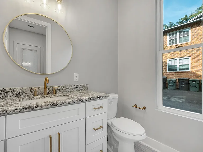 226 E Bradford Rd #A — Photo 32