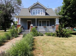 301 Albers St, Golden, IL 62339