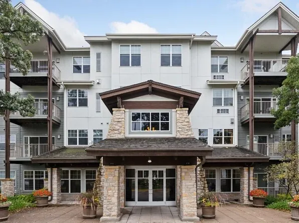 1900 Rush Lake Trl APT 315, New Brighton, MN 55112