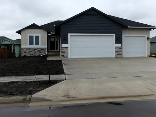 808 W Opal Ln, Hartford, SD 57033