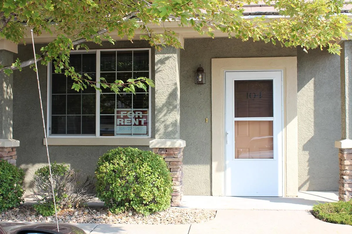 2 bed, 1082 sqft, $1,850 — Photo 2