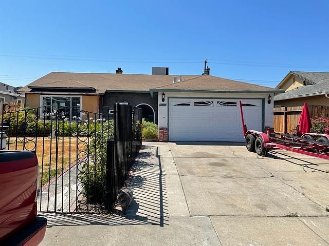 1st image of 2428 38th Ave