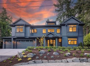 9026 SE 61st St, Mercer Island, WA 98040