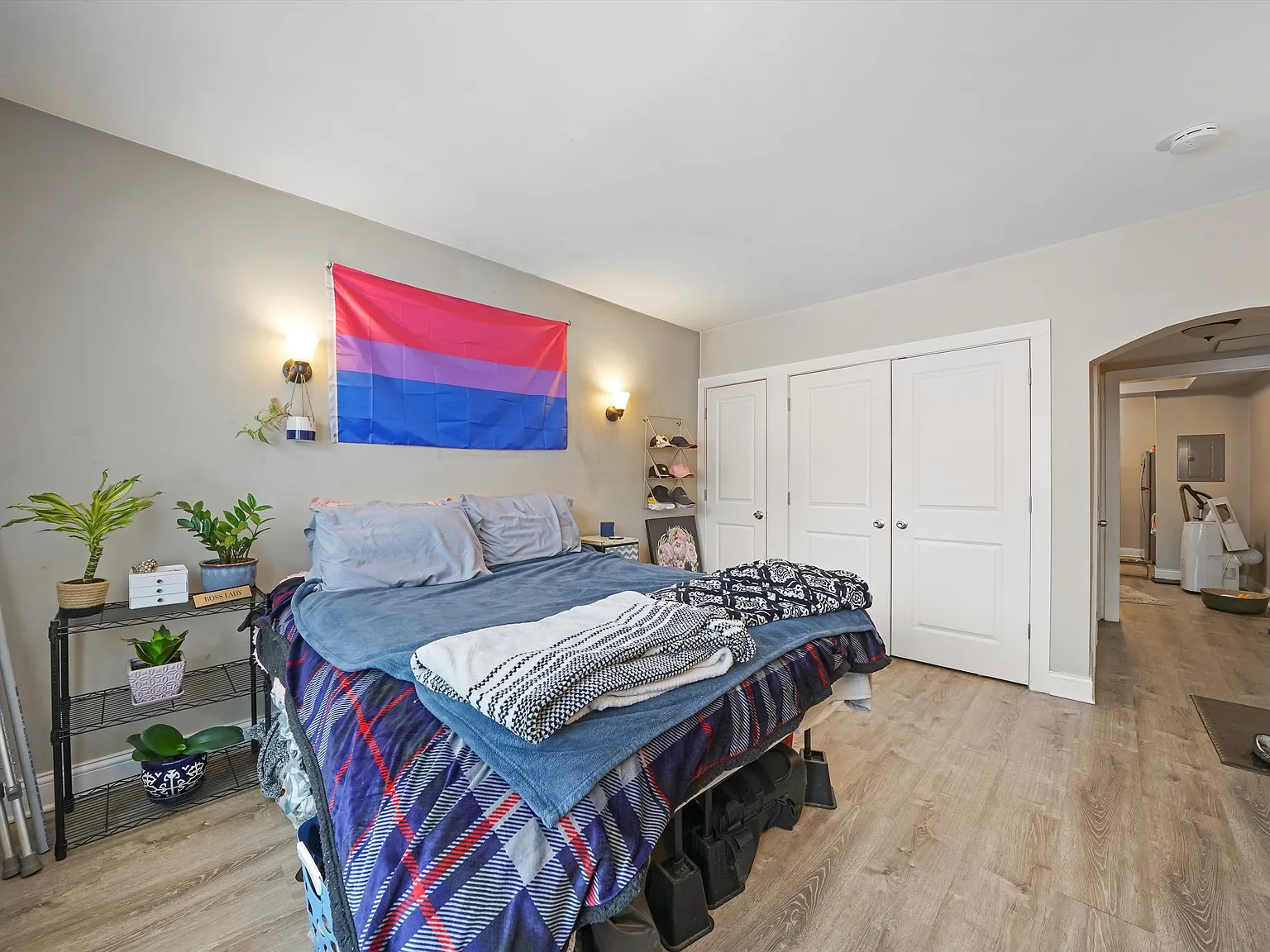 Recently Renovated, Bright Two Studio on Ground Floor! Heat and Water Included! — Photo 2