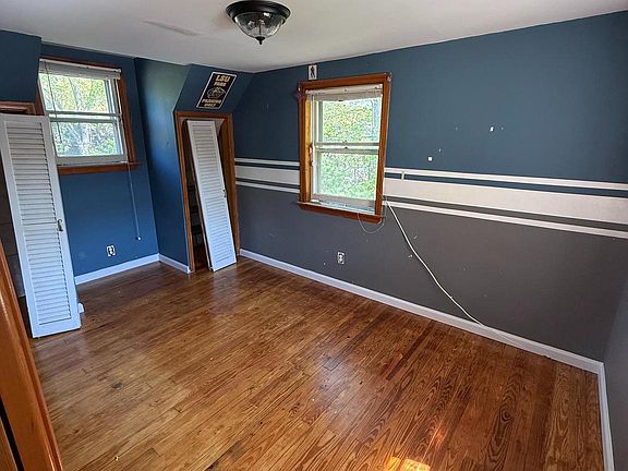 5th image of 1165 N Tuckahoe Rd