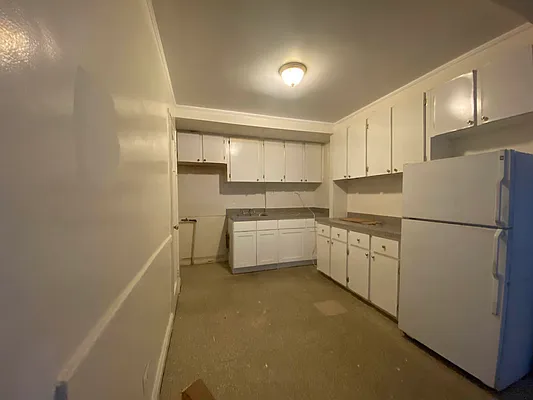 Rented by S&M Associates Realty LLC | media 27