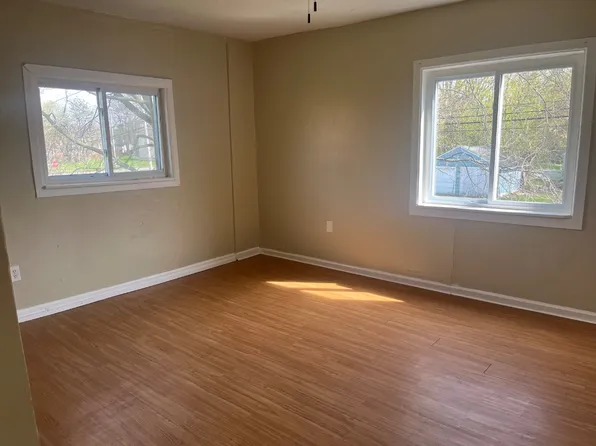 328 W 17th St, Lorain, OH 44052