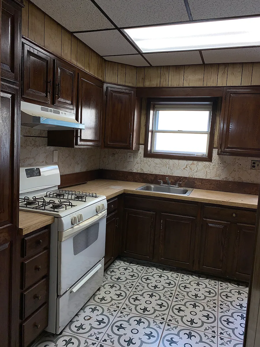 Building Photo - 3664 Frankford Ave