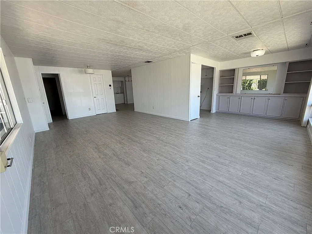 2 bed, 1344 sqft, $2,200 — Photo 4