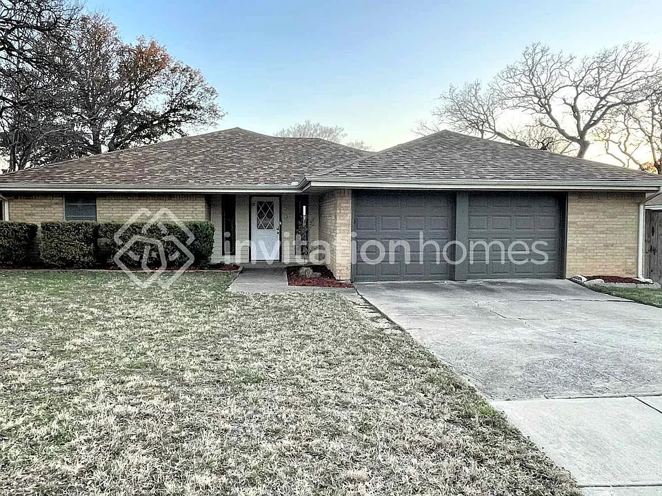713 Ridgewood Cir