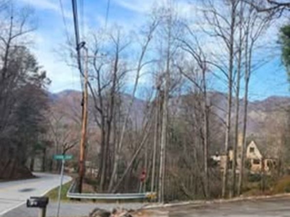 1840 Memorial Hwy #1