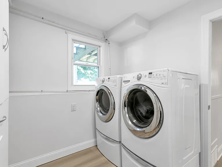 53 Field Ave — Photo 21