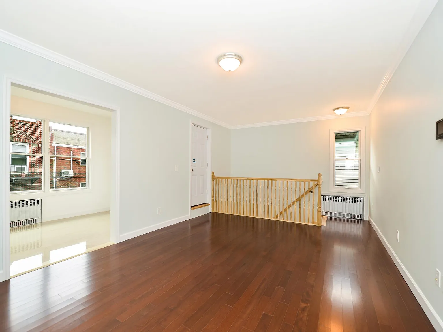 4 bed, 820 sqft, $3,500 — Photo 2