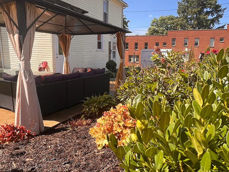 214 E Jackson St #A — Photo 21