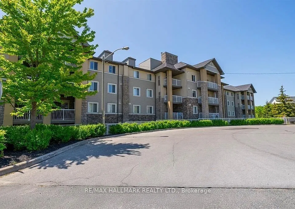 684 Warden Ave #305