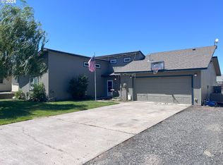 708 Chenowith St, Umatilla, OR 97882