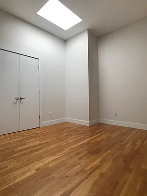Rented by City Vista Inc | media 13
