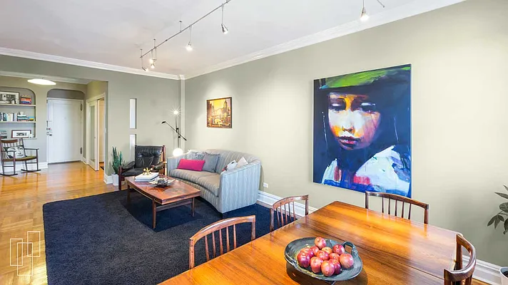 Sold by Garfield Realty  | media 20