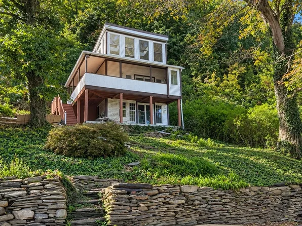 1938 State Route 92 Hwy, Harding, PA 18643