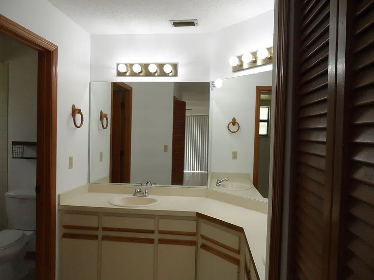 1820 Corolla Ct — Photo 16