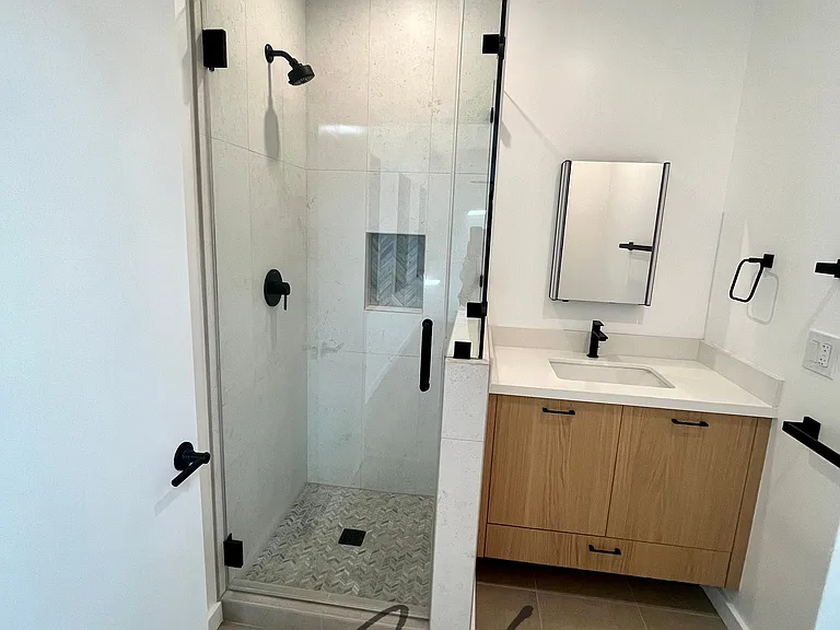1244 Kains Ave — Photo 25