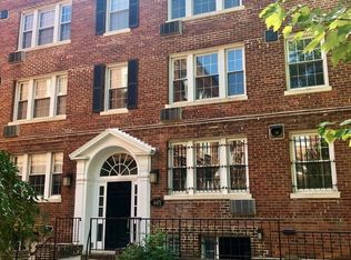 4471 Macarthur Blvd NW APT B2, Washington, DC 20007