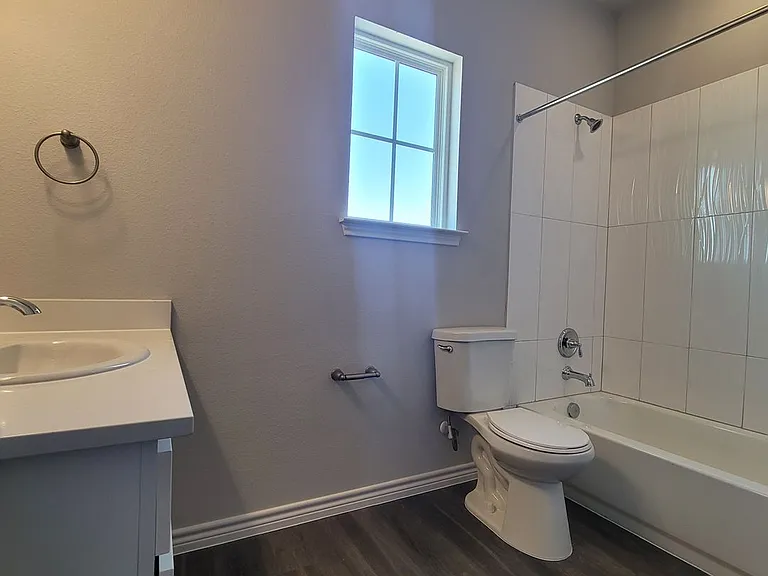 104 Peruna Dr — Photo 31