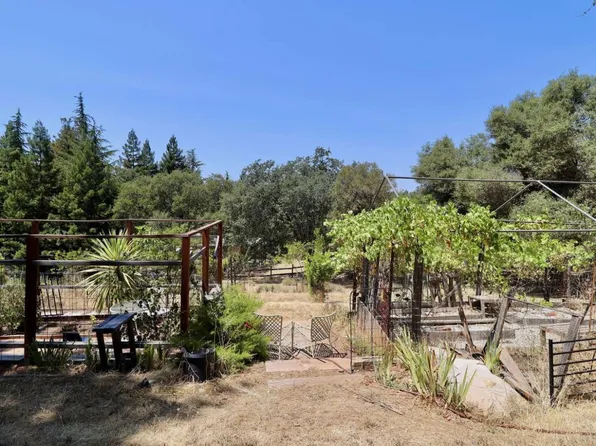 2078 Maydress Ct, Cool, CA 95614