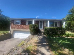 5505 Race Rd, Cincinnati, OH 45247