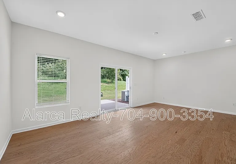 230 Quinn Rd #21 — Photo 6